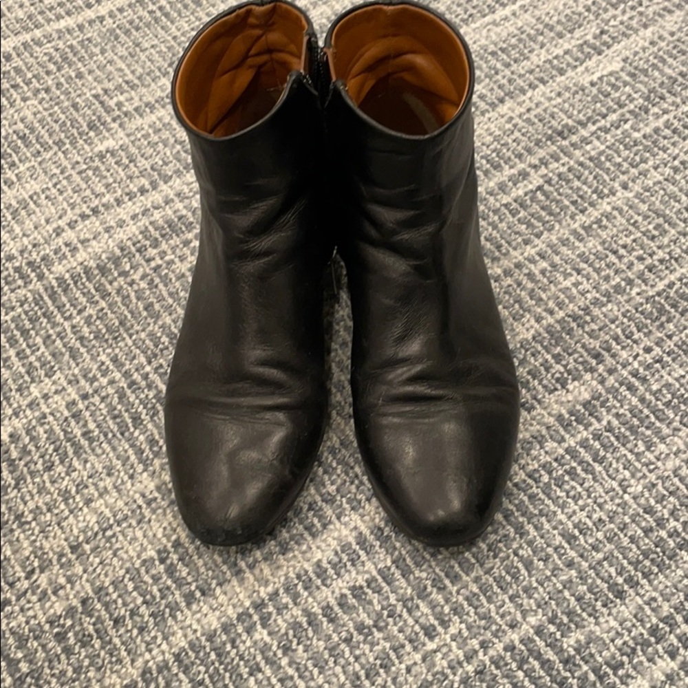 Bloomingdales brand black leather booties